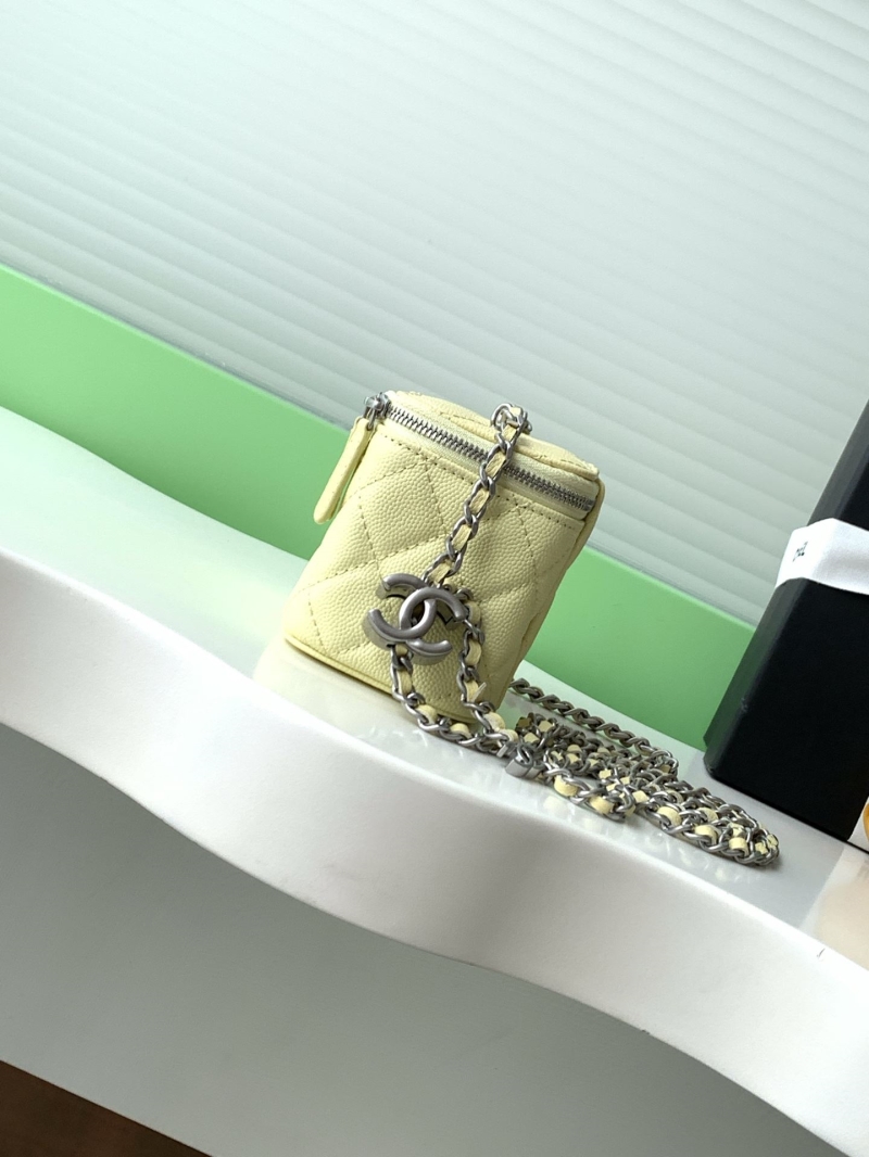 Ch**el cosmetic bags